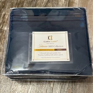 NEW Clark Premier 1800 Collection King Set in Navy